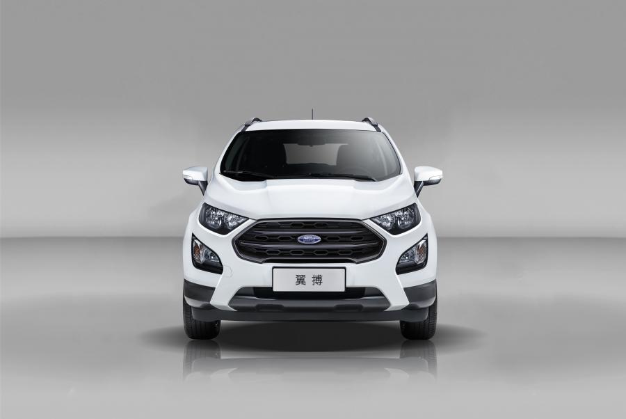  Ford EcoSport S 2017 года  (CN) (фото 4 из 8)